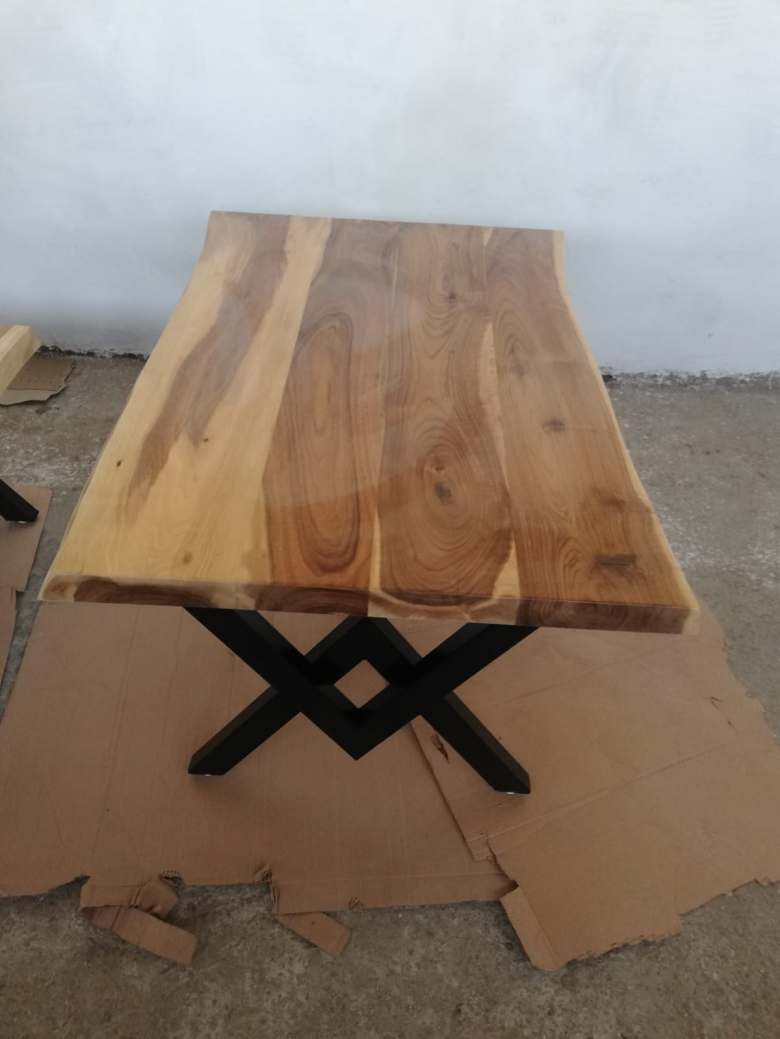 ferforje-ahsap-masa-iskeleti